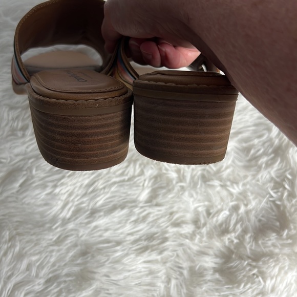 Comfortiva Huarache Style Multicolor Block Heel Slides Sandals 11M - Picture 6 of 7